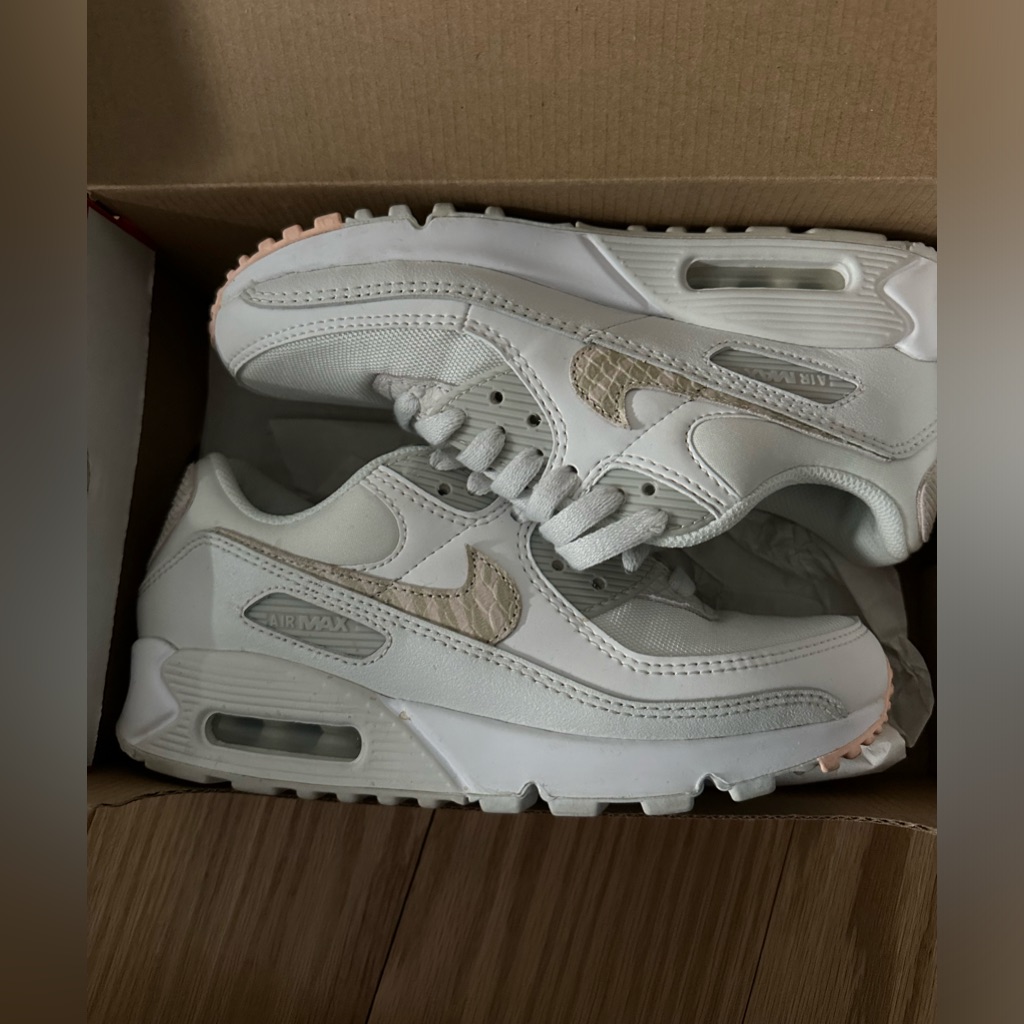 Nike Air Max 90